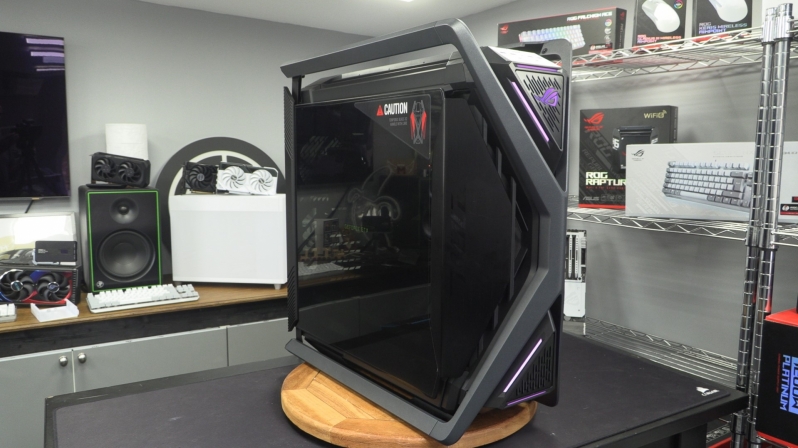 https://media.overclock3d.net/2023/09/asus-rog-hyperion-gr701-pc-gaming-case-review_64fefcfb9de2f.jpeg