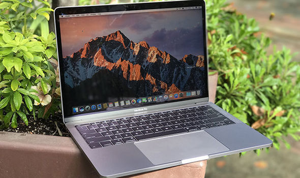 Apple scrambles to fix a major security issue on their High Sierra OS