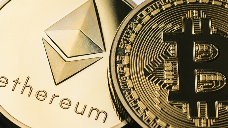 Crypto records broken a Ethereum breaks $2,000 while Bitcoin's market cap increases to $1 trillion