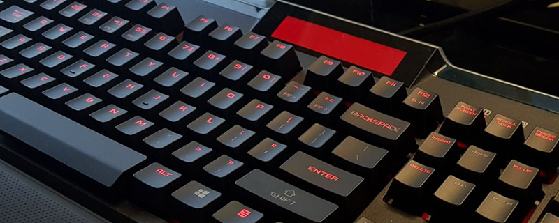 EVGA showcases their Z10 Mechanical keyboard with an LCD display
