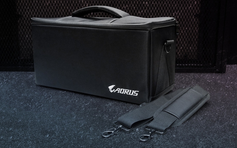 Gigabyte makes RTX 2080 Ti performance portable with their water cooled Aorus RTX 2080 Ti Gaming Box 