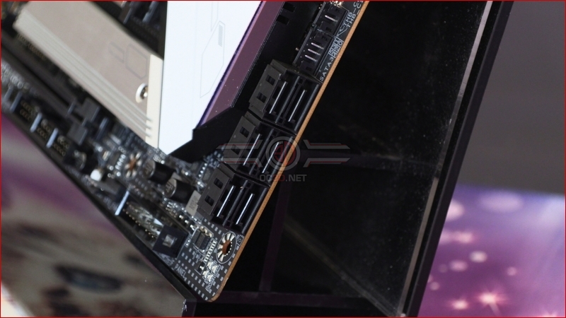 Gigabyte Z490 Vision G Preview