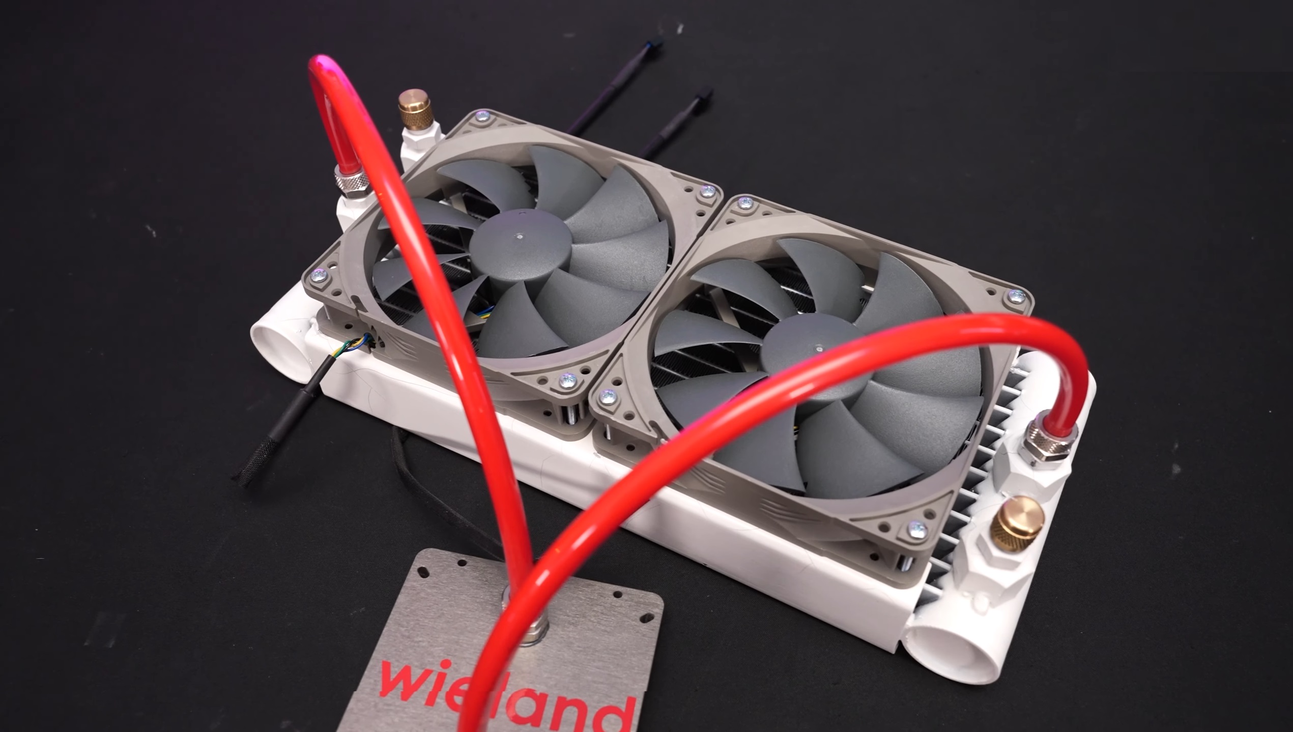 The future of liquid cooling? Wieland impresses with pumpless CPU cooler prototype