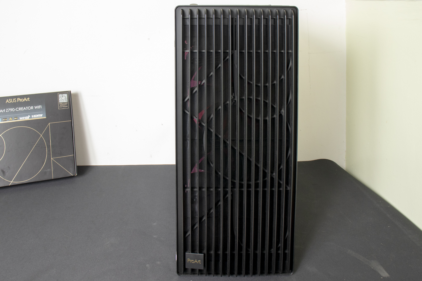 3XS RTX Studio Pro Front