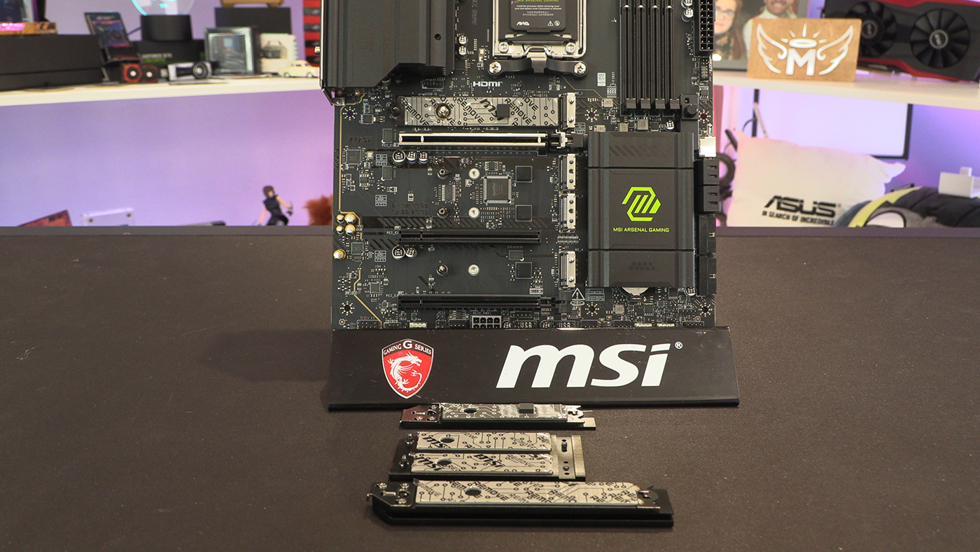 X870 Tomahawk M.2 Slots