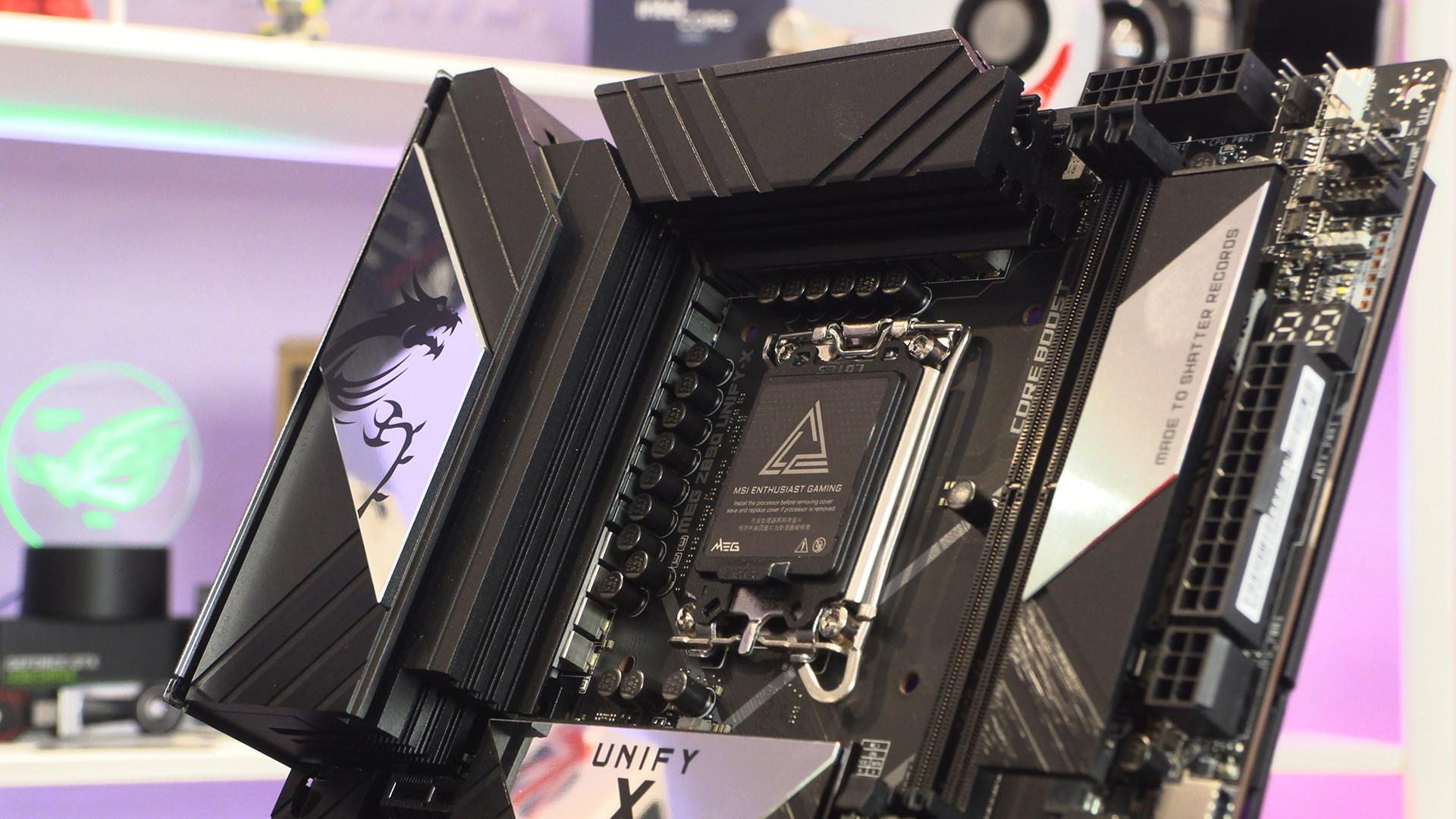 MSI MEG Z890 Unify-X Preview - OC3D