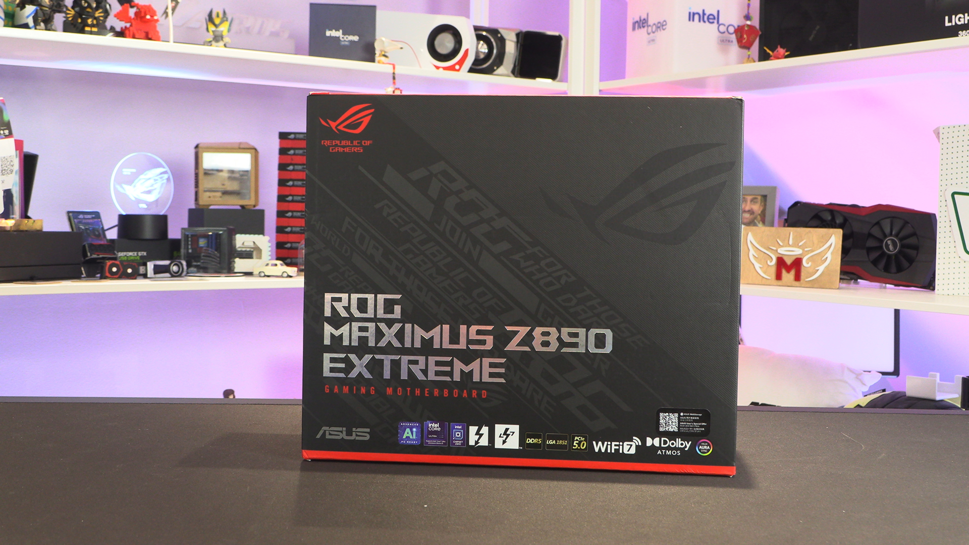 ASUS ROG Maximus Z890 Extreme Preview - OC3D