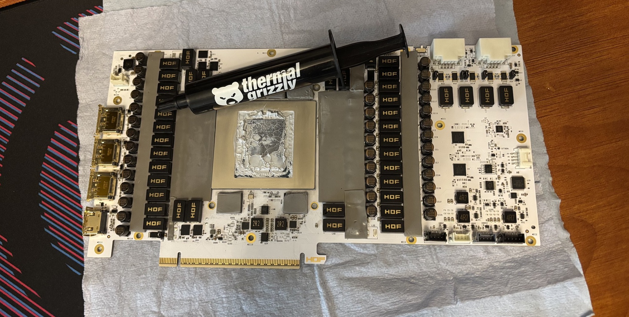 Galax sets multiple world records with its dual-16-pin RTX 5090 D HOF XOC GPU