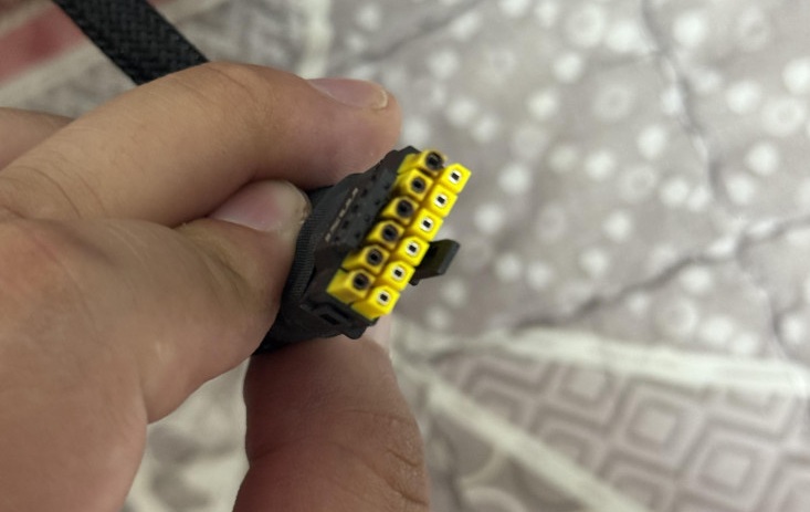 Burned-MSI-cable.jpg