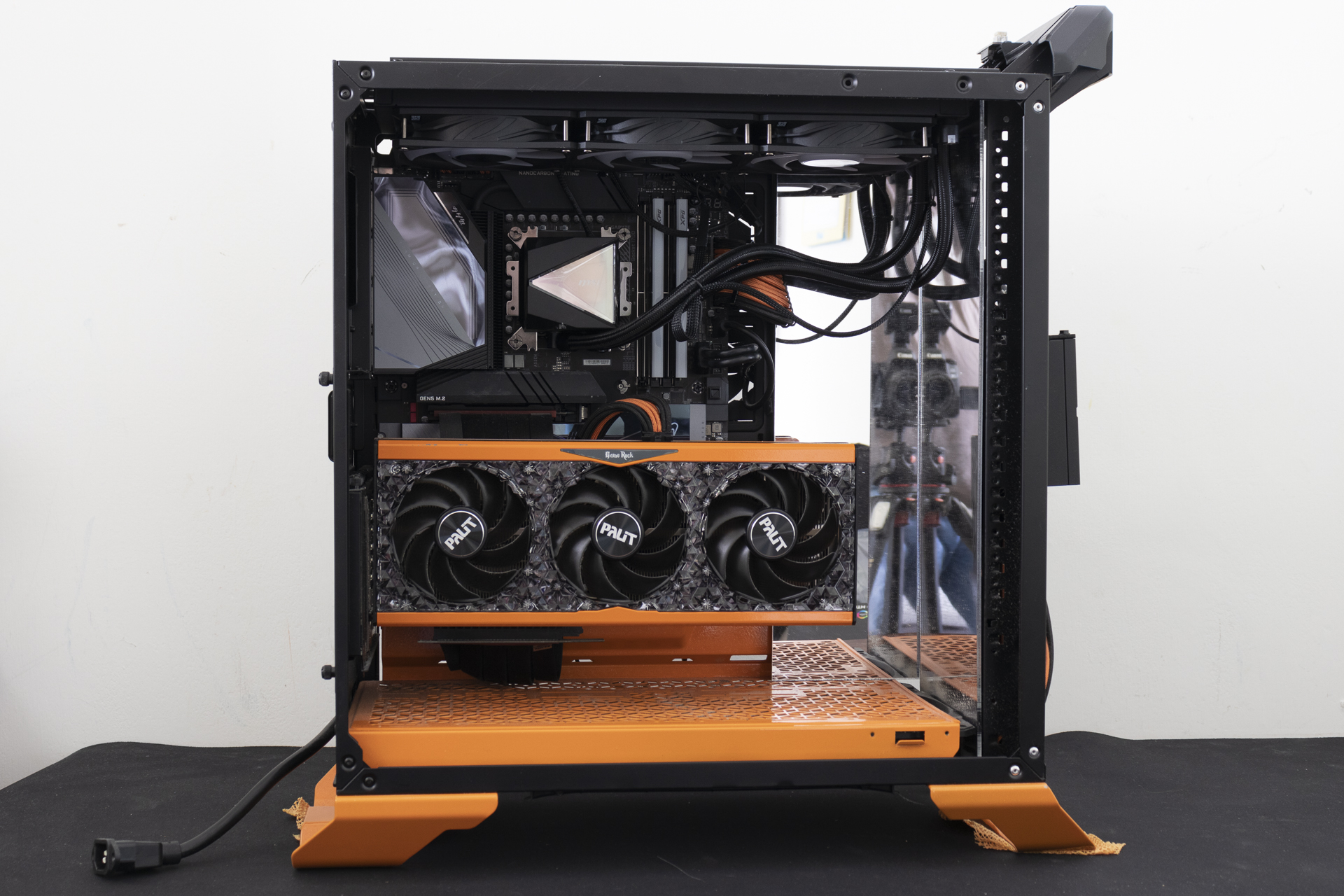 Tryx Panorama 360 SE AIO Review - OC3D
