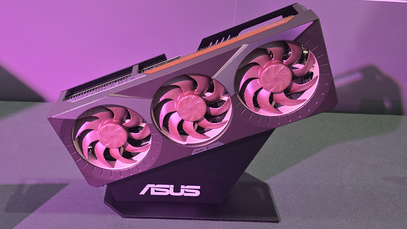 ASUS-RTX-5080-Noctua-Edition.jpg