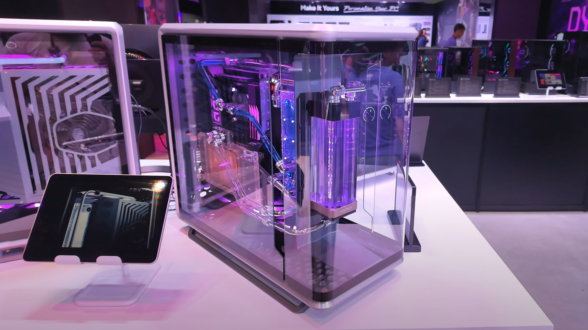 Cooler Master wows us with its MasterFrame 360 Panoramic