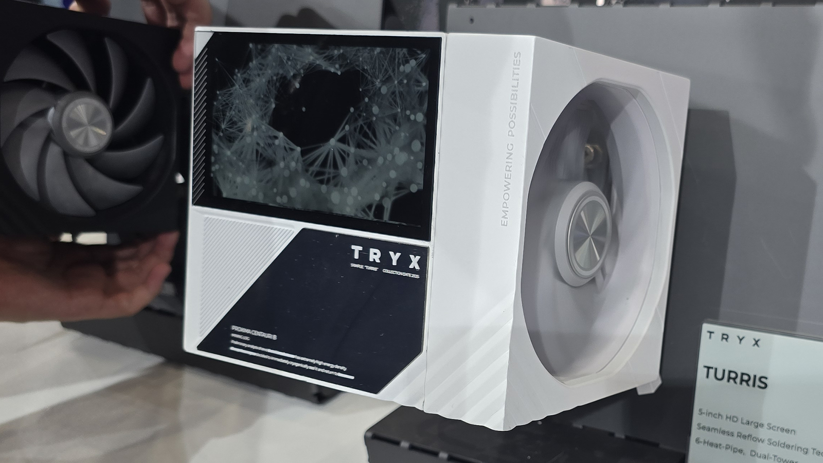 TRYX-TURRIS.jpg