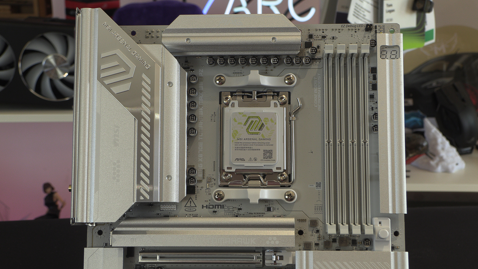 MSI X870E Tomahawk Max WiFi Project Zero Review - OC3D