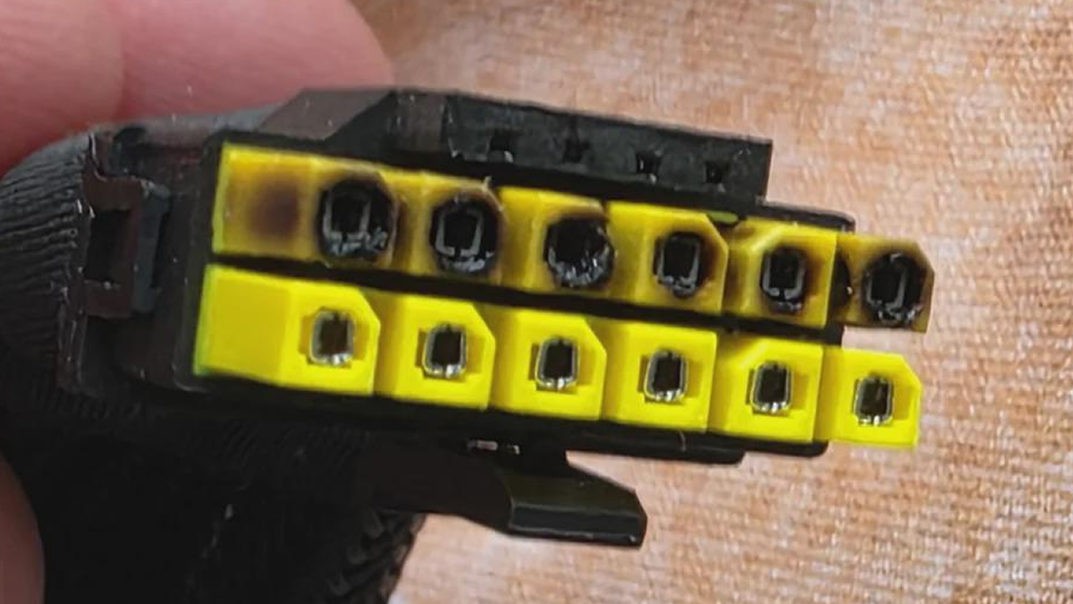 RTX-5090-Melted-power-connector.jpg