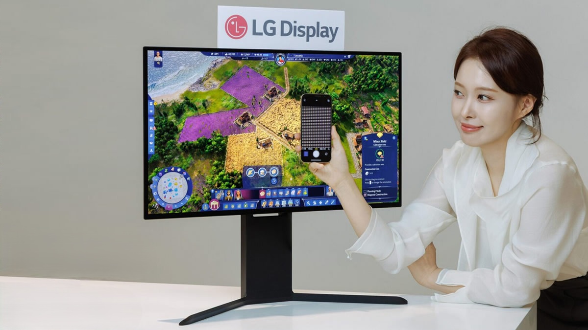 LG-RGB-OLED-monitor.jpg