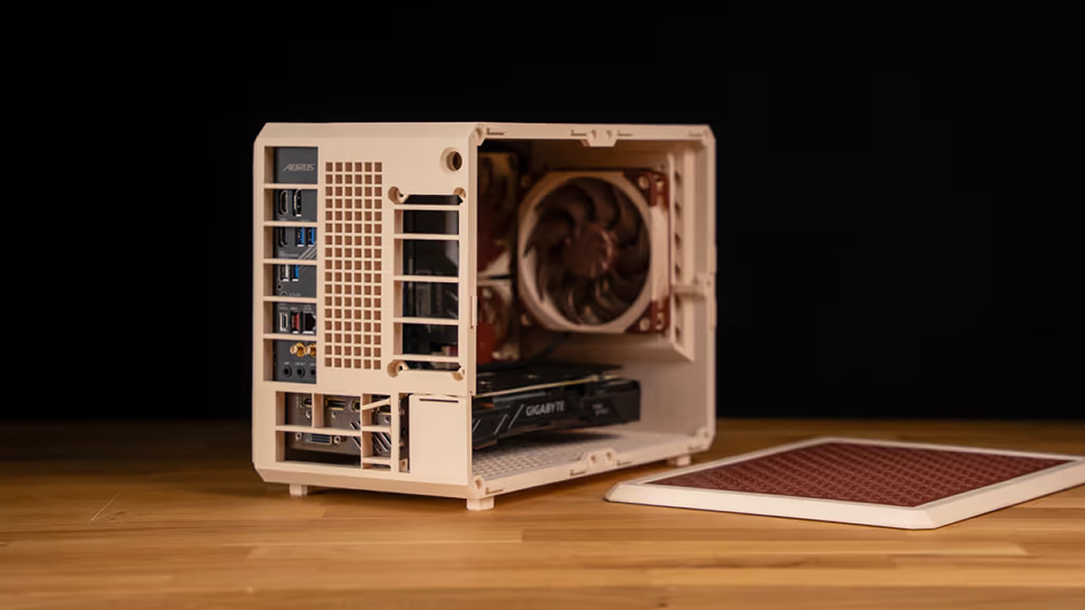 Noctua-Edition-3D-printed-PC-case.jpg