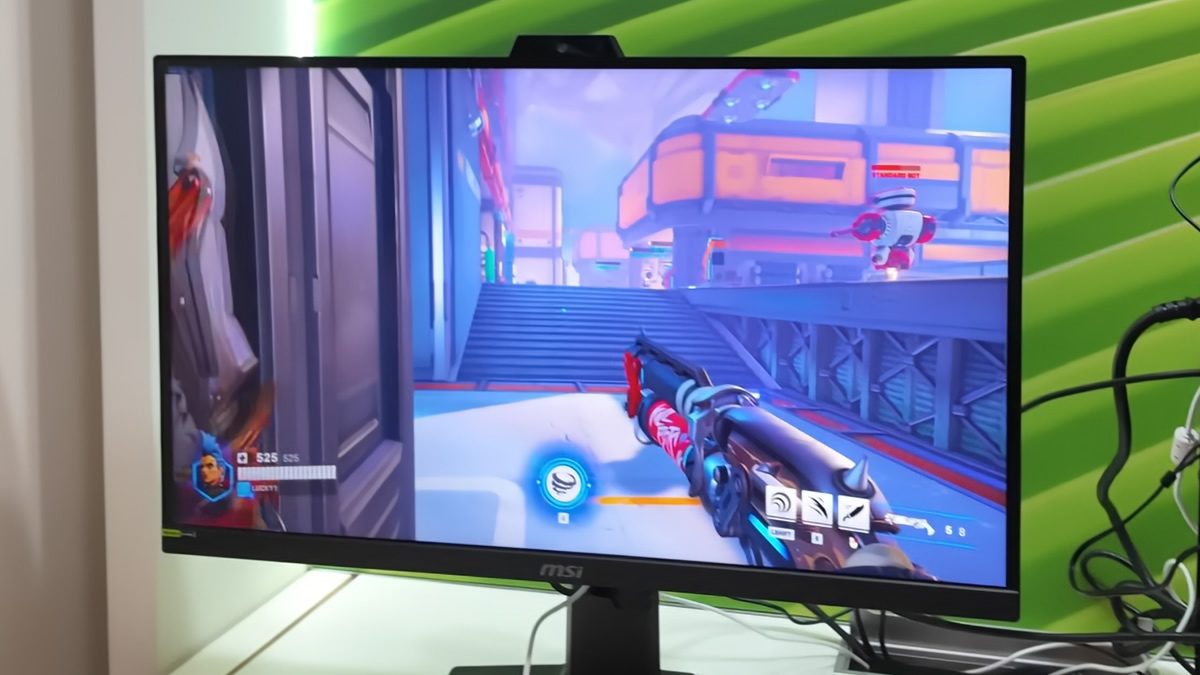 MSI-MPG-272QRF-X36.jpg